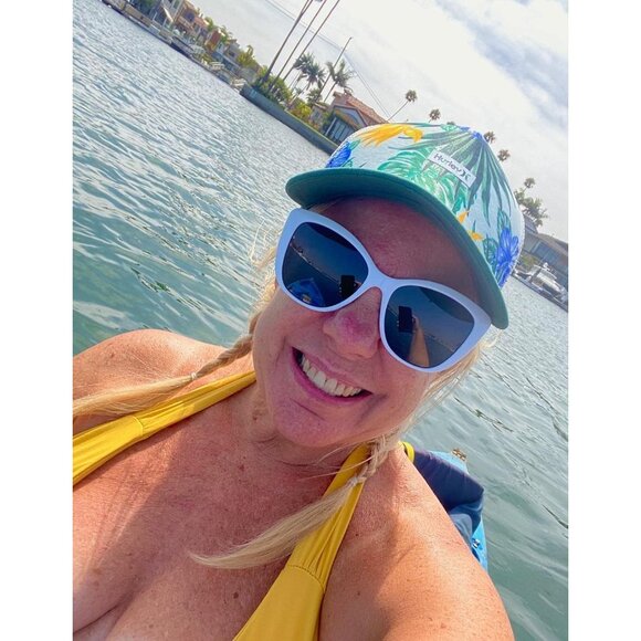 🆕Women White Polarized Cat Eye Sunglasses Vintage Jackie O American Square - Picture 6 of 7